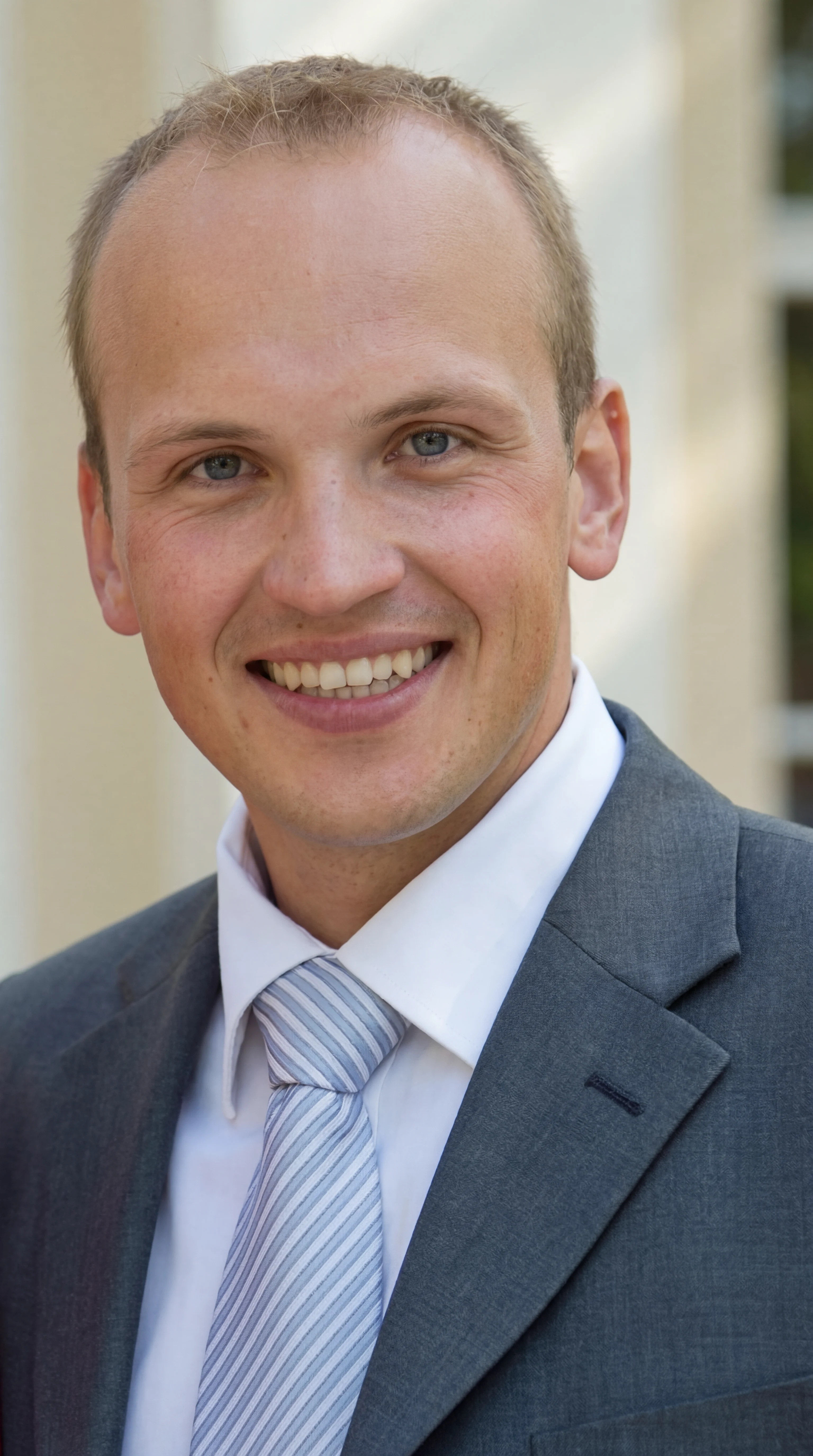 До первых тяжёлых эпизодов